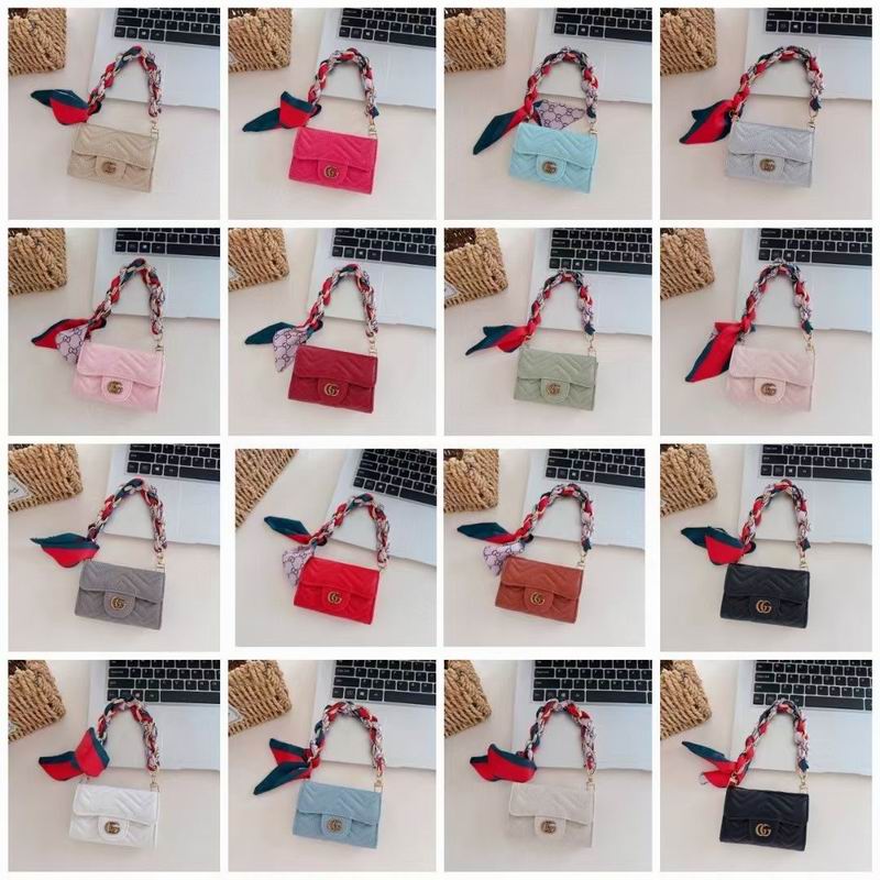 Gucci card bag 04